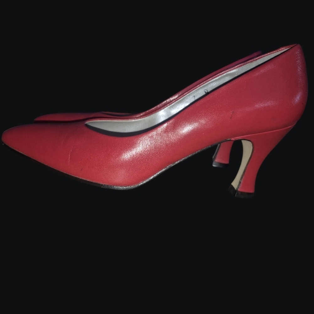 VINTAGE Y2K Liz Claiborne Red Hot Leather Kitten Heels Size 7 N